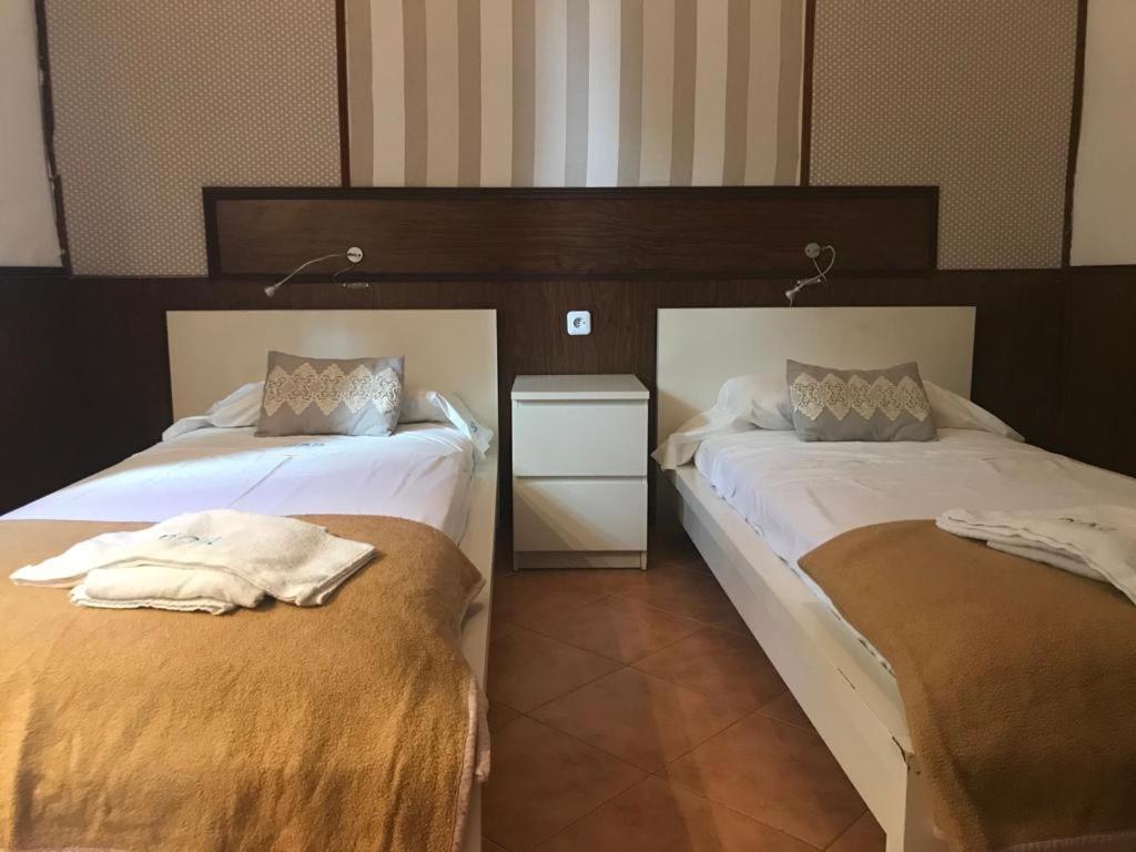 Seneca Hostel กอร์โดบา ภายนอก รูปภาพ