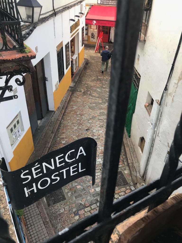 Seneca Hostel กอร์โดบา ภายนอก รูปภาพ