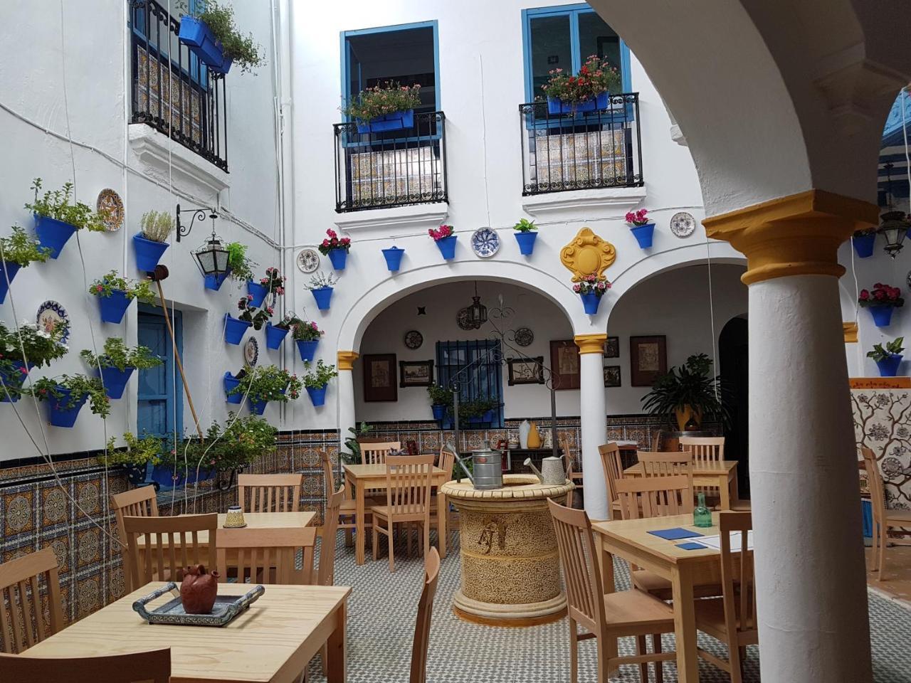 Seneca Hostel กอร์โดบา ภายนอก รูปภาพ